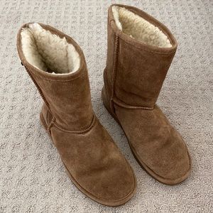 Bearpaw UGG Style Short Boots Hickory Suede sheepskin wool Sz7